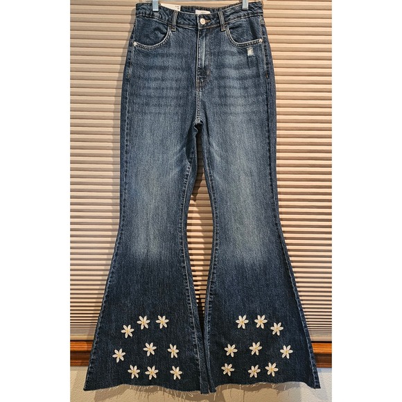 Forever 21 Denim - Forever 21 Premium Daisy Embroidered High Rise Flare Jeans Blue 29 NWT